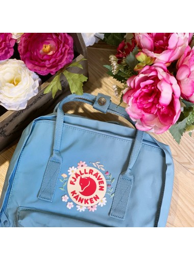 Fjallraven Kanken Embroidery – Sky Blue  /Earth Floral